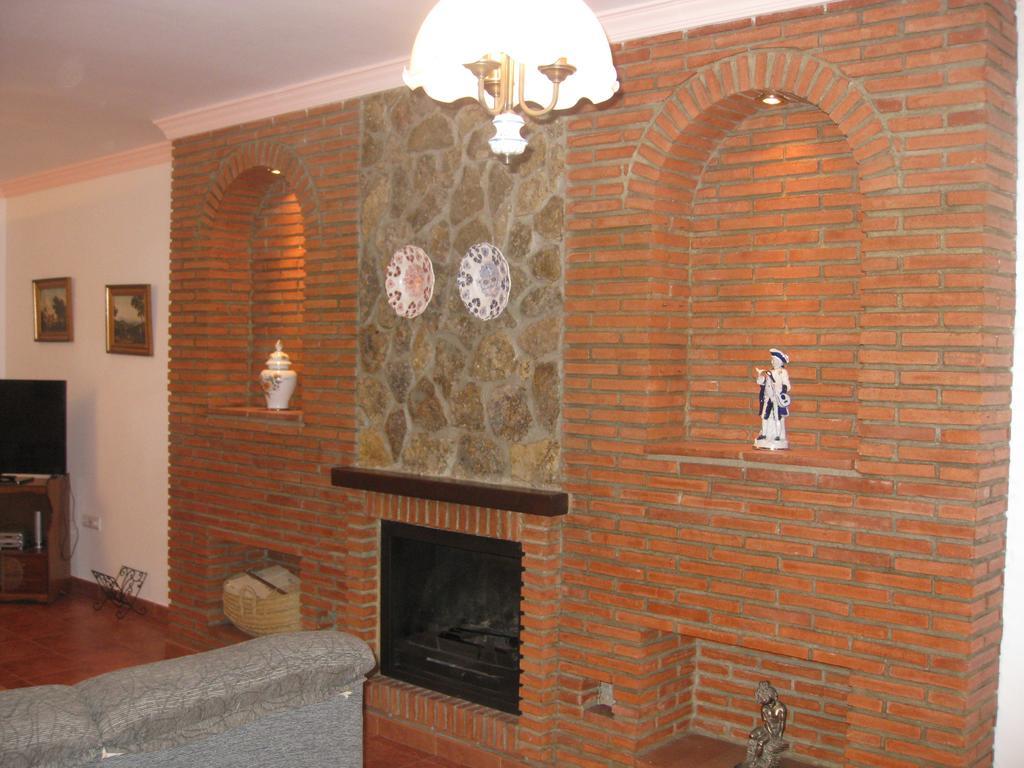 Villa Remedios Cuevas del Becerro Ruang foto